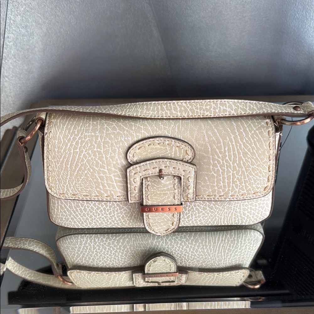 NWT Guess Cream Newbury Babies Crossbody Bag